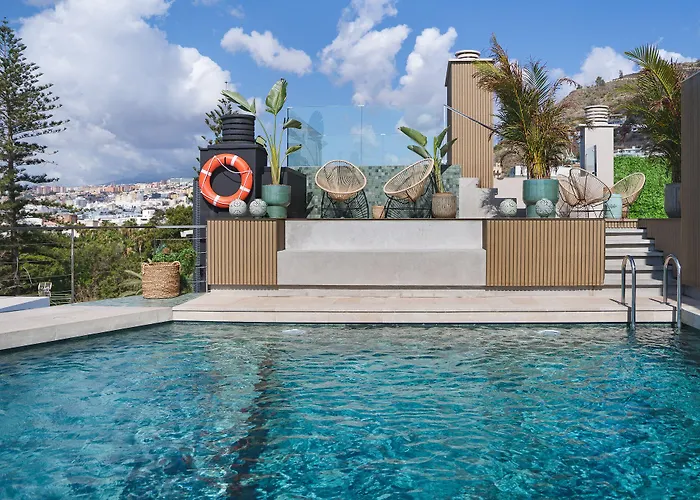 ホテル タブリエンテ S C テネリフェ